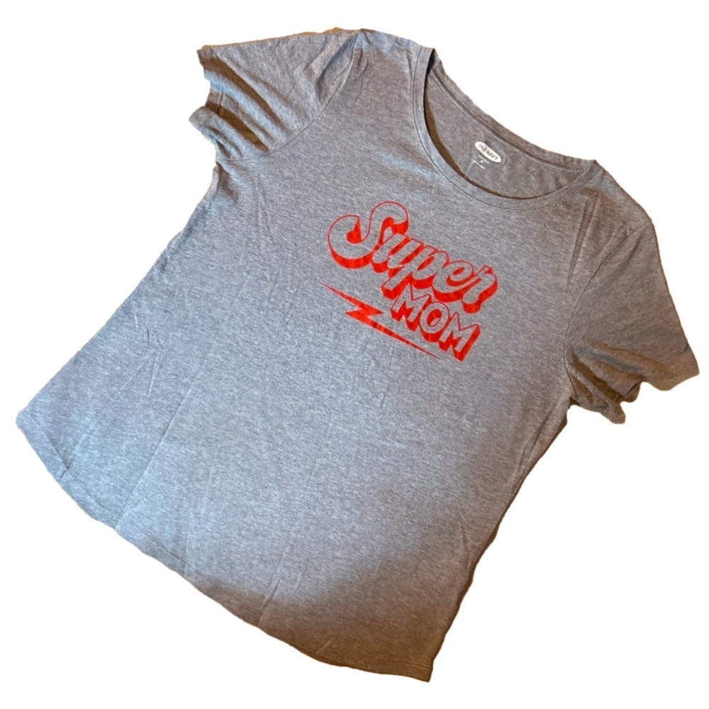 Old Navy graphic tee Size Medium